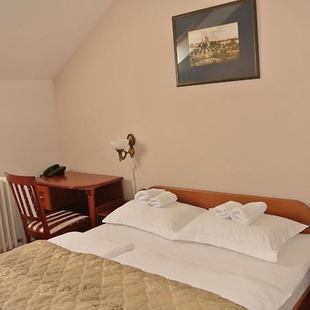 Garni Hotel Beograd Negotin Room photo